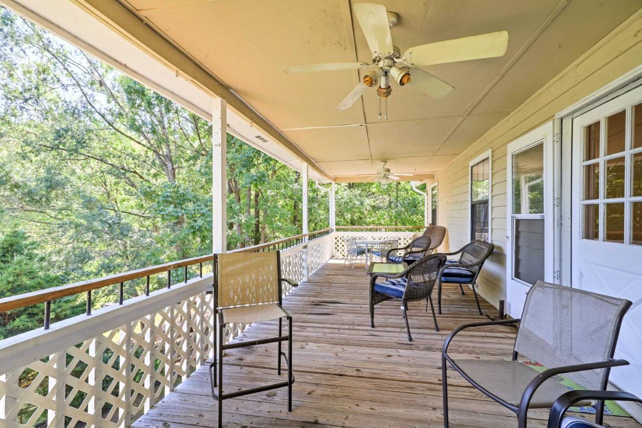 Lakefront Cottage With Private Hot Tub! Buckhead Exteriör bild
