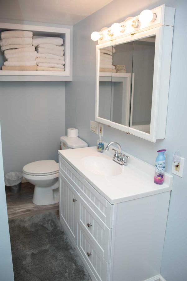 Lakefront Cottage With Private Hot Tub! Buckhead Exteriör bild