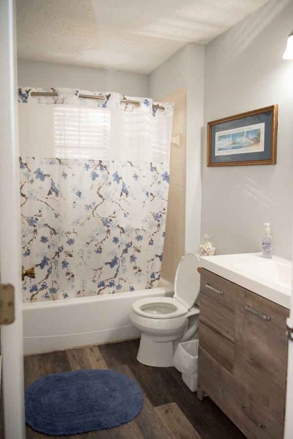 Lakefront Cottage With Private Hot Tub! Buckhead Exteriör bild